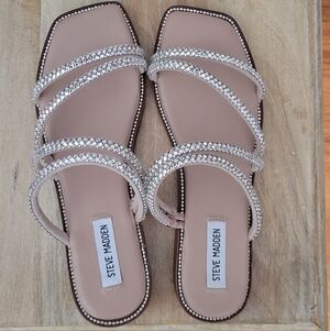 Steve Madden Women's Beige and Silver Rhinestone Sandals -New/No Box
